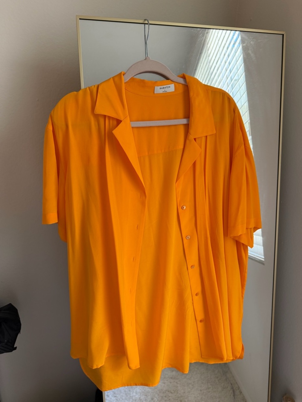 Short-Sleeve Button Shirt in Bright Orange